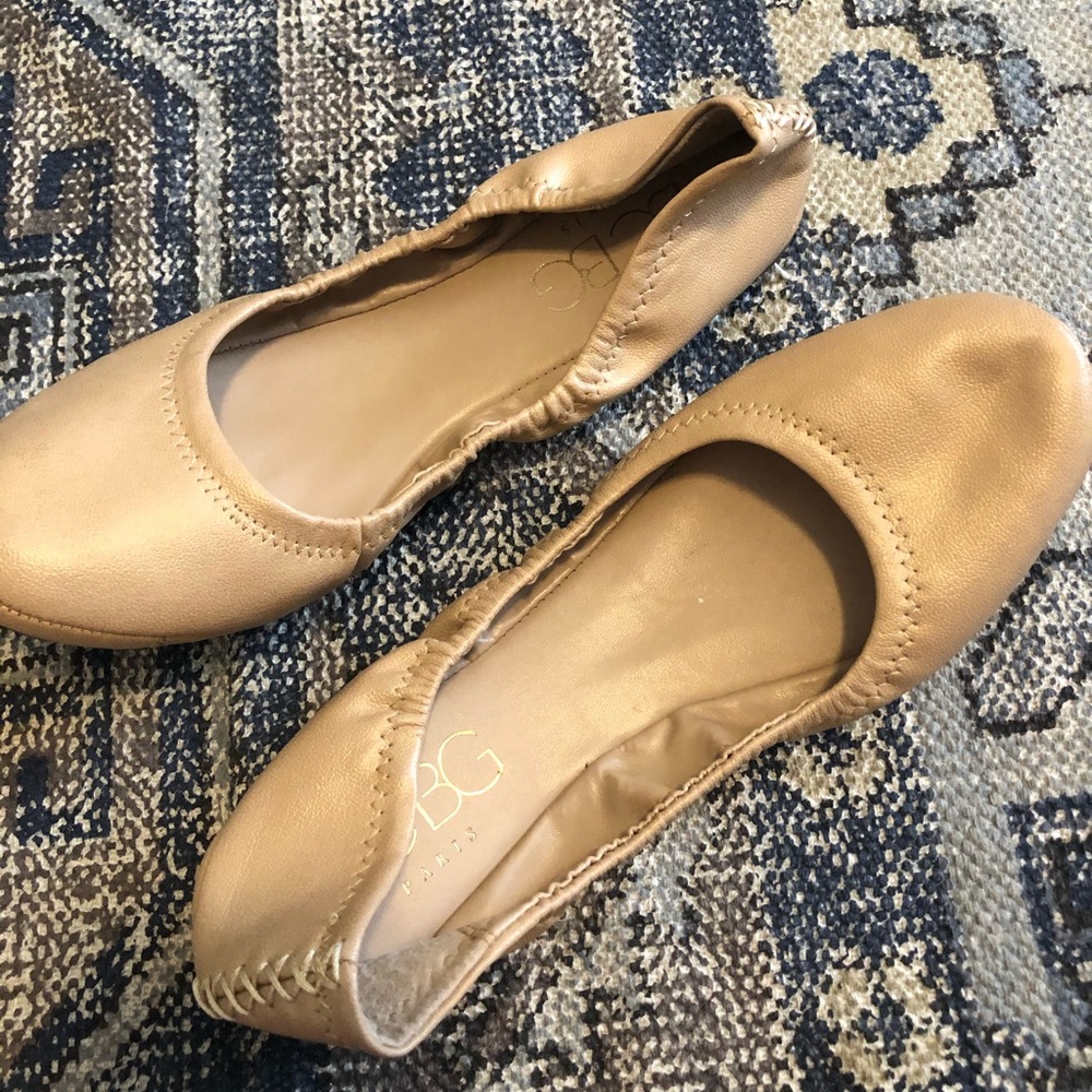 BCBG flats